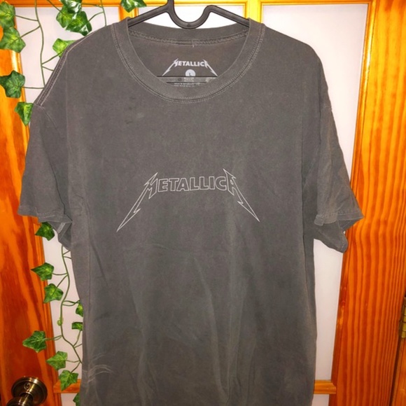 pacsun metallica shirt